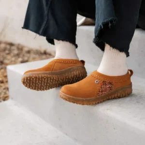 Mocs & Loafers|Tamarra Brown