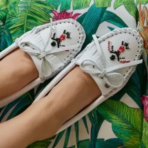 Mocs & Loafers|WoThunderbird "Animikii" Softsole Women's Thunderbird "Animikii" Softsole White Leather